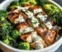 Easy Grilled Chicken Bowls with Broccoli and Creamy Garlic Sauce: An Incredible 5-Ingredient Recipe